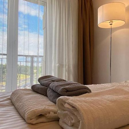 New Luxury Flat In Front Of The Parliament At Unirii Apartman Bukarest Kültér fotó
