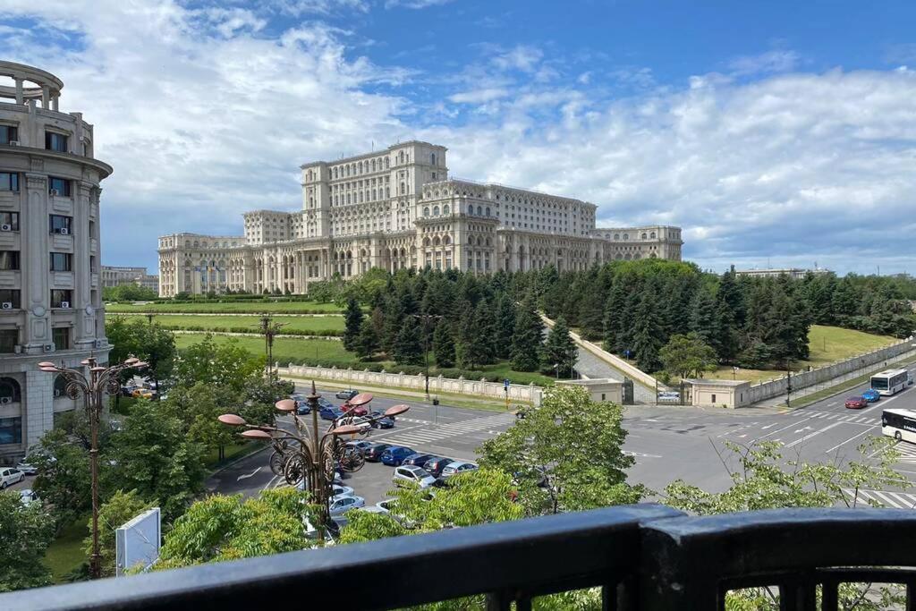 New Luxury Flat In Front Of The Parliament At Unirii Apartman Bukarest Kültér fotó
